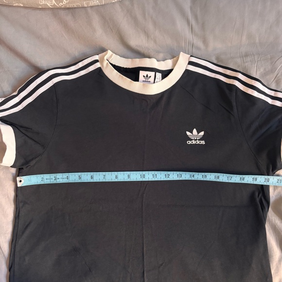 Adidas Original 3 Stripes Tshirt - Picture 5 of 6